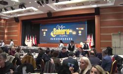 AK Parti İstanbul İl Başkanlığı'nda basın mensupları için sahur programı düzenlendi