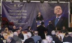 AK Parti Teşkilatı Bayburt'ta iftar sofrasında bir araya geldi