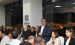 Altıeylül Belediyesi muhtarlarla ramazan sofrasını paylaştı