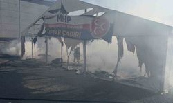 Arnavutköy'de MHP'nin iftar çadırında yangın