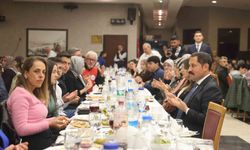 Asrın felaketinde öksüz ve yetim kalan çocuklar iftar sofrasında bir araya geldi