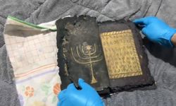 Aydın'da Bizans dönemine ait altın işlemeli dua kitabı ele geçirildi