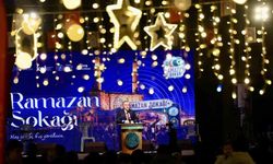 Bakan Bak, KKTC'de Ramazan Sokağı'nda konuştu