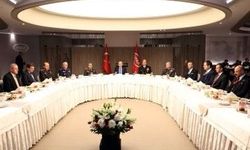 Bakan Güler, iftarda OYAK personeli ile bir araya geldi