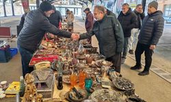 Başkan Yalçın Antika Pazarı'nda