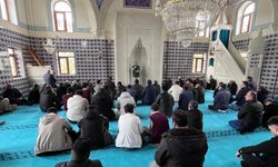 Bayburt'ta cami cemaati bağımlılıkla mücadele konusunda bilgilendirildi