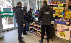 Bayburt'taki marketlerde sıfır atık ve poşet denetimi yapıldı