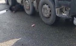 Beton mikserinin altında kalan motosikletli feci şekilde can verdi