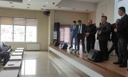 BEUN Rektörü Özölçer, hacı adayları için düzenlenen eğitim seminerine katıldı