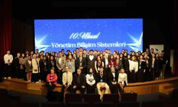 Bilişim sistemleri öğrenci zirvesine ev sahipliği yaptı