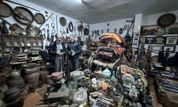 Bir bisküvi kutusuyla başladı, 15 bine yakın parçadan oluşan etnografya koleksiyonuna dönüştü