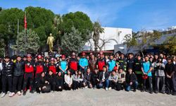 Bodrum'da öğrenciler deprem tatbikatında 'çök-kapan-tutun' yaptı