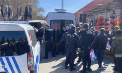 Bolu'da pazarda iki inşaat firması yetkilileri kavga etti: 3 yaralı