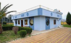 Çeştepe'deki halı saha yeniden hizmete açıldı