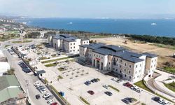 Darıca'da yeni hükümet konağı ve belediye binası hizmete başladı