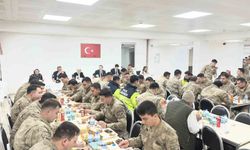 Digor Kaymakamı Ahmed Tayyib Kahraman, jandarma personeliyle iftarda buluştu