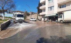 Dilovası'nda cadde ve pazar yerlerinde Ramazan ayı temizliği