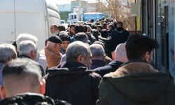 Diyarbakır'da 'APP plaka' kuyruğu