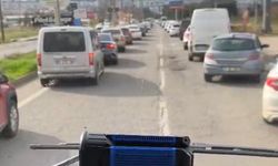 Diyarbakır'da itfaiye ekiplerine 'fermuar' sistemiyle yol verdiler