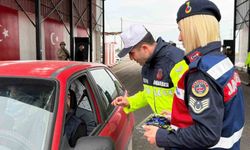 Diyarbakır'da jandarmadan bayram öncesi trafik denetimi