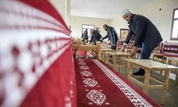 Diyarbakır'da taziye evlerine 732 sedir ve bin 464 sehpa ücretsiz dağıtıldı