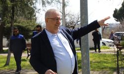 Edremit Belediyesi'den Narlı'dan Bostancı'ya saha mesaisi