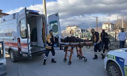 Erbaa'da motosiklet ile otomobil çarpıştı: 2 yaralı