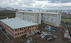 ERÜ kampüsünde yapılan yurtlar son aşamada