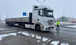 Erzincan'da 335 köy yolu kar nedeniyle ulaşıma kapalı