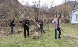 Erzurum'da köylerde bahçe bakım çalışmaları başladı