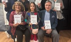 ESOGÜ Öğretim Üyesi Prof. Dr. Hikmet Hassa'dan 'Film Şeridi Gibidir Hayat' adlı söyleşi ve imza günü