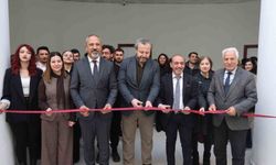 Fırat Üniversitesi'nde 6 Şubat depremi, sergi ve konferansla ele alındı