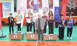 Floor Curling Yıldızlarda İl Şampiyonu takımlar Köyceğiz'den