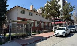 Gediz'de şehrin kalbindeki bina belediyeye kazandırıldı