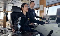 Geleceğin kadın kaptanları denizcilik sektörüne katkı için göreve hazırlanıyor