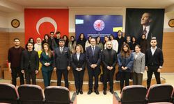 İstanbul Beykent Üniversitesi'nde 'Bilişim Çağında Dezenformasyon' konusu ele alındı