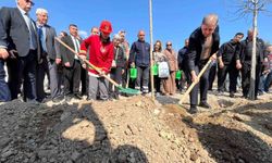 İzmir'de 4 bin 200 ağaçlık 'İtfaiye Korusu' açıldı