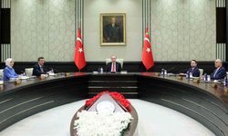 Kabine Toplantısı, Cumhurbaşkanı Recep Tayyip Erdoğan'ın başkanlığında Beştepe'de başladı.