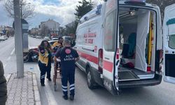 Karaman'da otomobil motosikletle çarpıştı: 1 yaralı