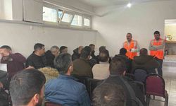 Karayazı esnaf derneğinden örnek dayanışma