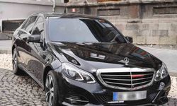 Kars Belediyesine Azerbaycan'dan anlamlı destek: Makam aracı hediye edildi