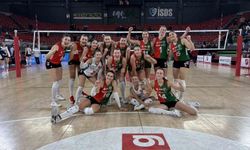 Karşıyaka Voleybol, yarı final maçlarına çıkıyor