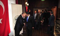 Kars'ta protokol üyeleri bayramlaştı