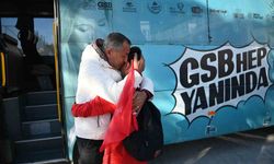 Katar'da mahsur kalan Türk sporcular memleketine döndü