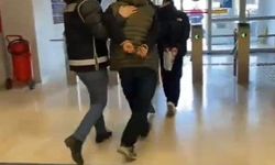 Kendilerini savcı olarak tanıtıp vatandaşları dolandıran 2 şüpheli tutuklandı