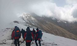 Manisa'da kayıp amatör dağcıyı arama ve kurtarma çalışmaları devam ediyor