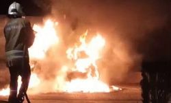 Motosiklet alevlere teslim oldu