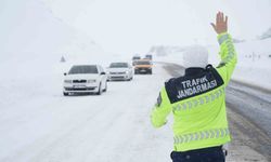 Muş'ta 'dur' ihtarına uymayan sürücüye 215 bin TL ceza