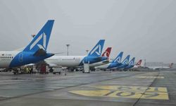 Olumsuz hava şartlarına rağmen İGA İstanbul Havalimanı'nda operasyonlar devam ediyor