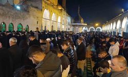 Peygamberler şehrinde Kadir Gecesi coşkusu